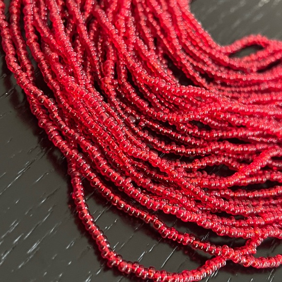 Vibrant Red and Orange Beaded Necklace - Picture 4 of 5